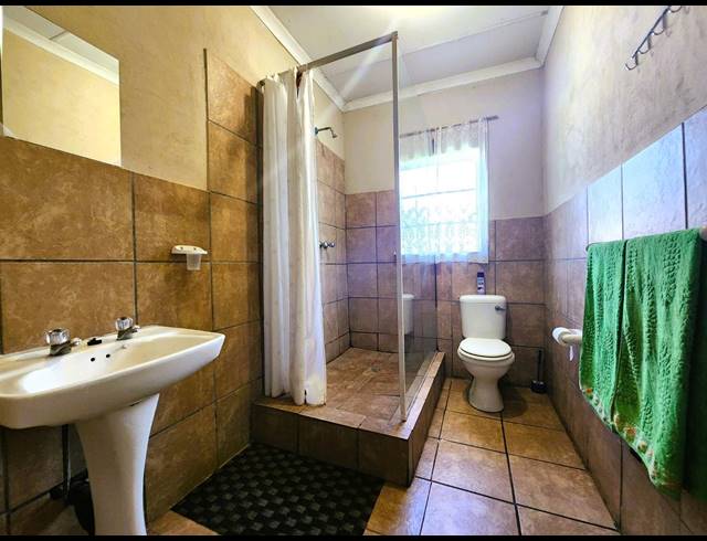 3 BEDROOM HOUSE FOR SALE IN THREE RIVERS
